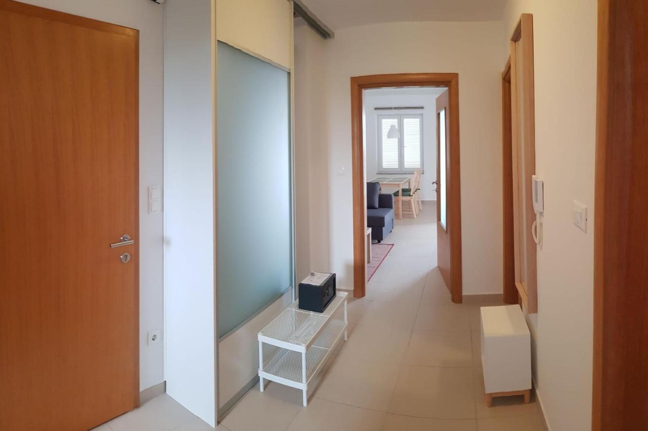 Mitra Apartments Malinska Exterior foto